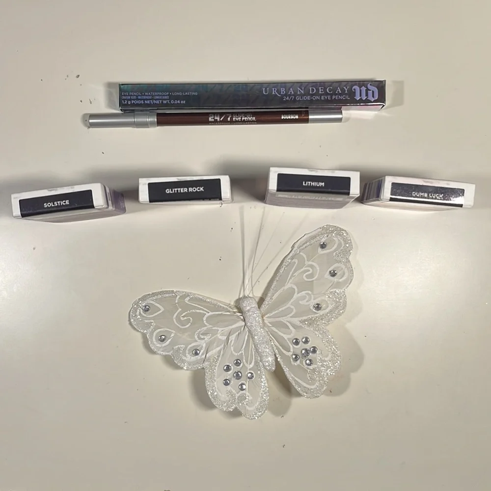 Urban decay, moon, dust shadows, and liner - Picture 2 of 4